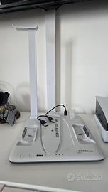 Supporto verticale PS5 con ricarica joystick