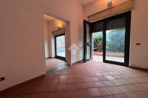 FLEMING-Bottega 130mq con ampio soppalco