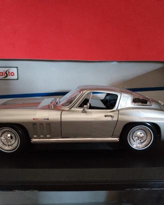 Chevrolet Corvette Grigio Metallizzato 1:18 