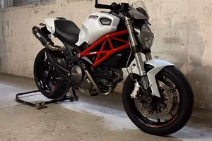 Ducati MONSTER 796 - A2