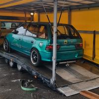 interni Subaru justy 