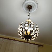 lampadario vintage con cristalli 