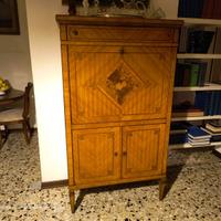 Mobile bar intarsiato