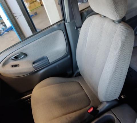 Sedile anteriore dx SUZUKI GRAND VITARA del 1999