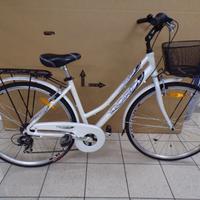 bicicletta da donna in alluminio 28''