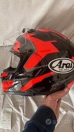 Casco Arai Quantic Robotic