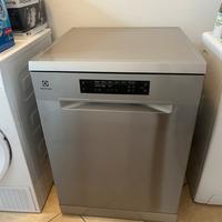 Lavastoviglie libera installazione Electrolux