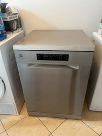 Lavastoviglie libera installazione Electrolux