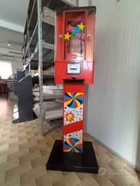 Distributore automatico " Hollywood "