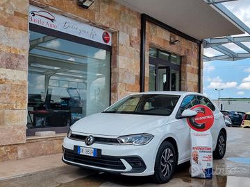 Volkswagen Polo VI 2022 1.0 tsi Life 95cv