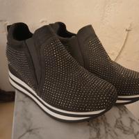  scarpe nuovissime 