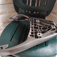 Beverly 350 - Ricambi originali in ottime condizio