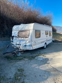 Caravan Fendt Bianco 495