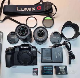 Lumix G70 mirrorless con obbiettivi 14-42 e 45-150