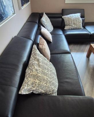 Divano angolare Poltronesofà in pelle nera