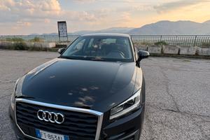Audi Q2 30 1.6 tdi Business s-tronic