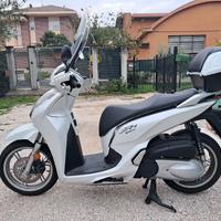 Honda sh300 bianco