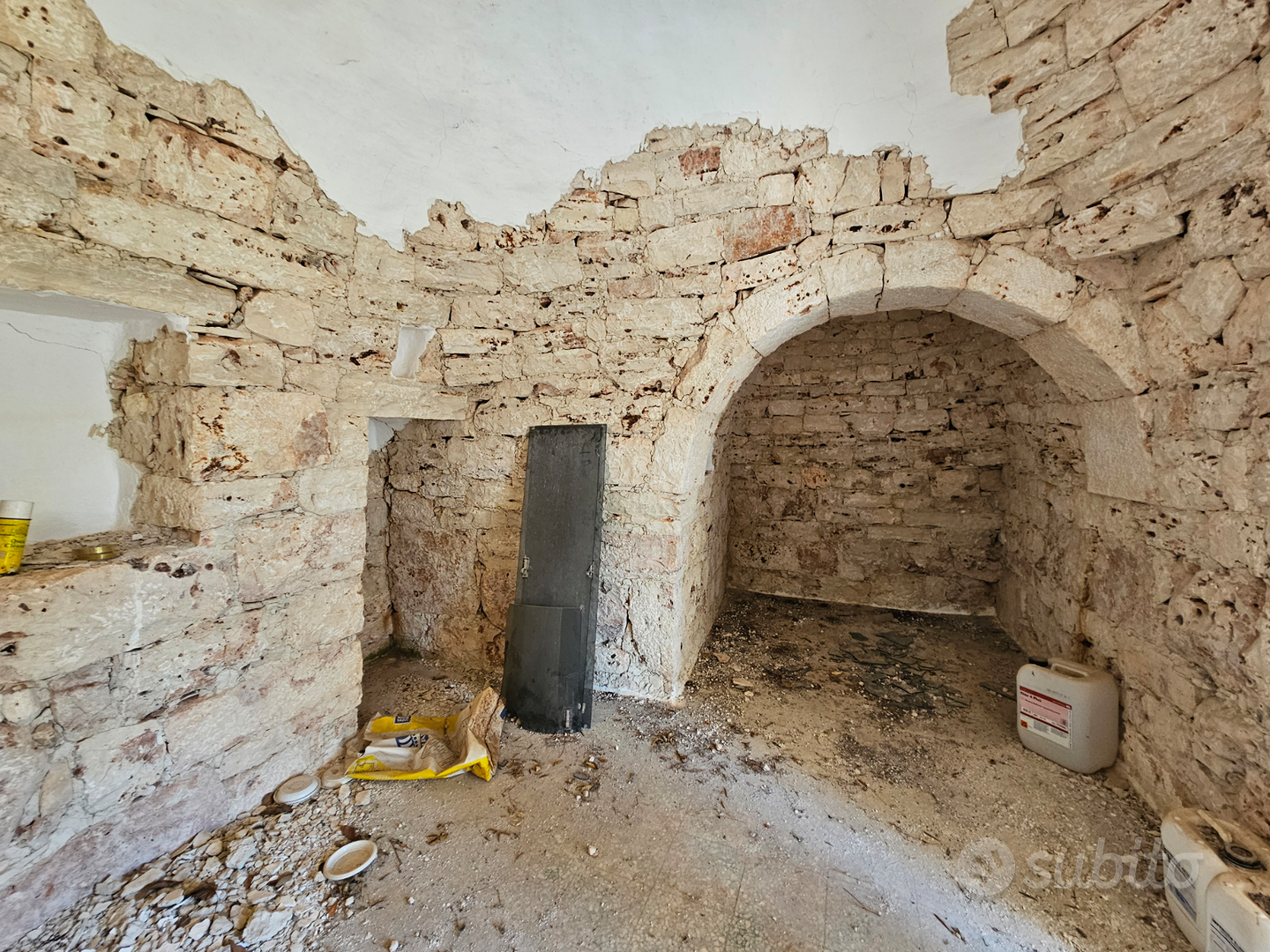 Trullo e lamie 65mq e progetto ampliamento - Vista 2