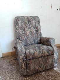 poltrona elettrica reclinabile