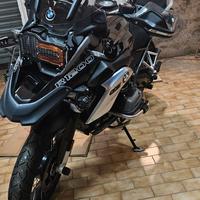 BMW GS 1200 R TRIPLE BLACK 
