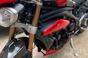 Triumph Speed triple naked