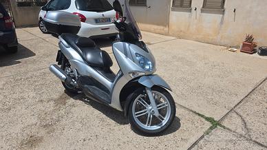 xcity 250