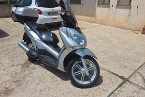 xcity 250