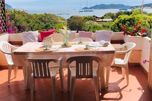 Trilocale vista mare 80 mt spiaggia Porto Taverna