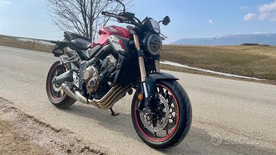 Moto Honda CB 650 R