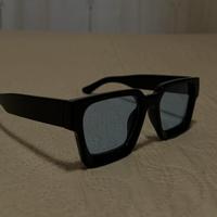 occhiali da sole lente azzurra