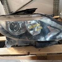 FARO DESTRO QASHQAI 2016