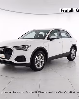 Audi Q3 45 1.4 tfsi e business s-tronic
