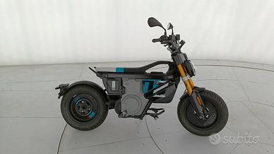 BMW CE 02 4kw Abs