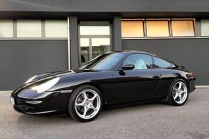 Porsche 996 Carrera 4