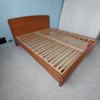 Letto in ciliegio massello