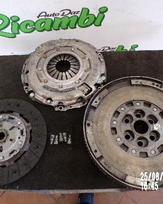 KIT FRIZIONE VOLANO PER RENEGADE 1.6 MTJ 2014