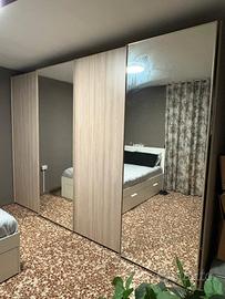 Armadio 4 ante scorrevoli 2 a specchio