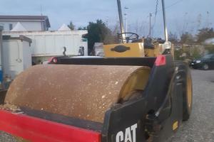 RULLO VIBRANTE FERRO GOMMA 