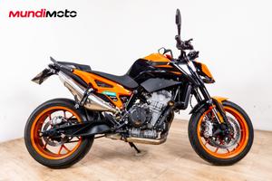 KTM 890 DUKE L - 2023