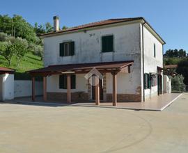 Villa singola a città sant'angelo