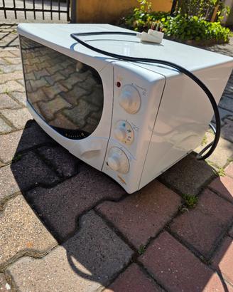 MIcroonde DeLonghi (Micro + Grill)