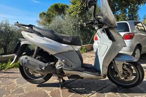 Aprilia Sportcity 300 S