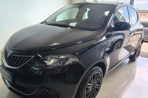 Lancia Ypsilon 1.0 FireFly 5 porte S&S Hybrid Gold