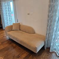 Divano/chaise long beige lato sx tessuto boucle'