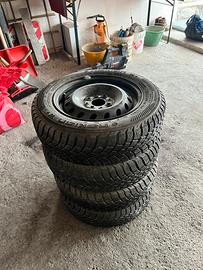 Treno gomme con cerchio per fiat600, trattabile