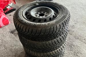 Treno gomme con cerchio per fiat600, trattabile