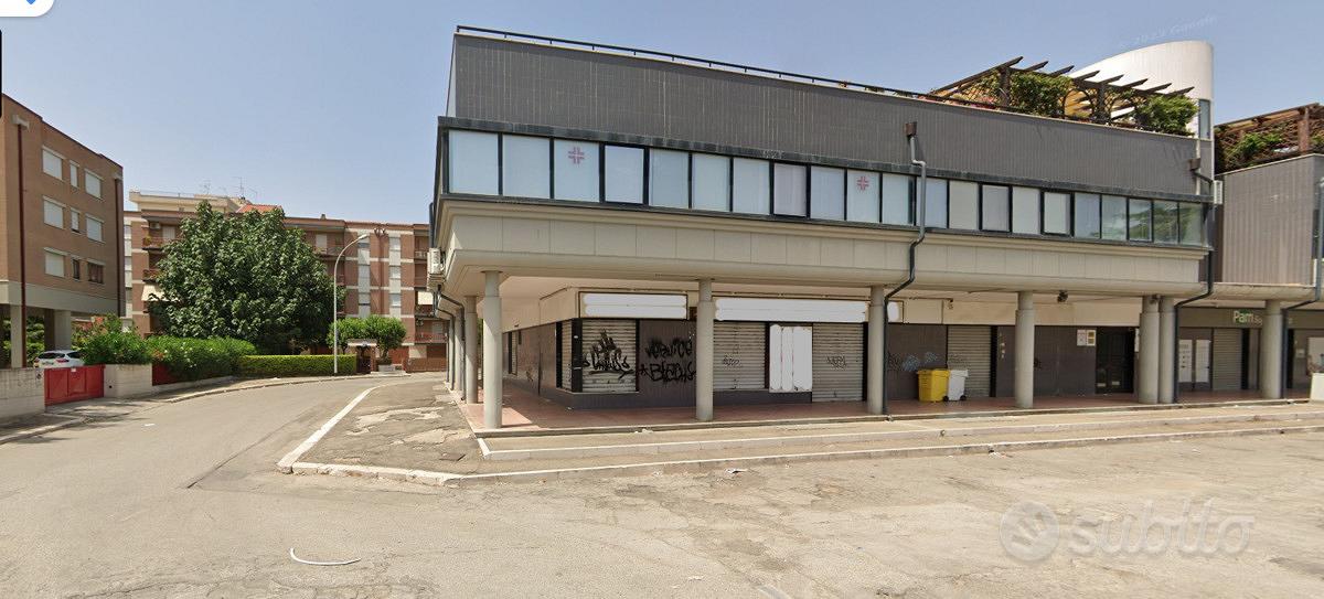 Post kummerċjali, 330 m²