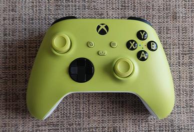 controller xbox originale electric volt perfetto