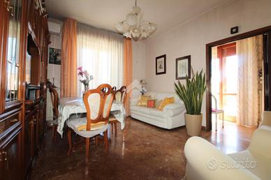 5 LOCALI A LUCERA