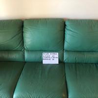 Divano in pelle tre posti